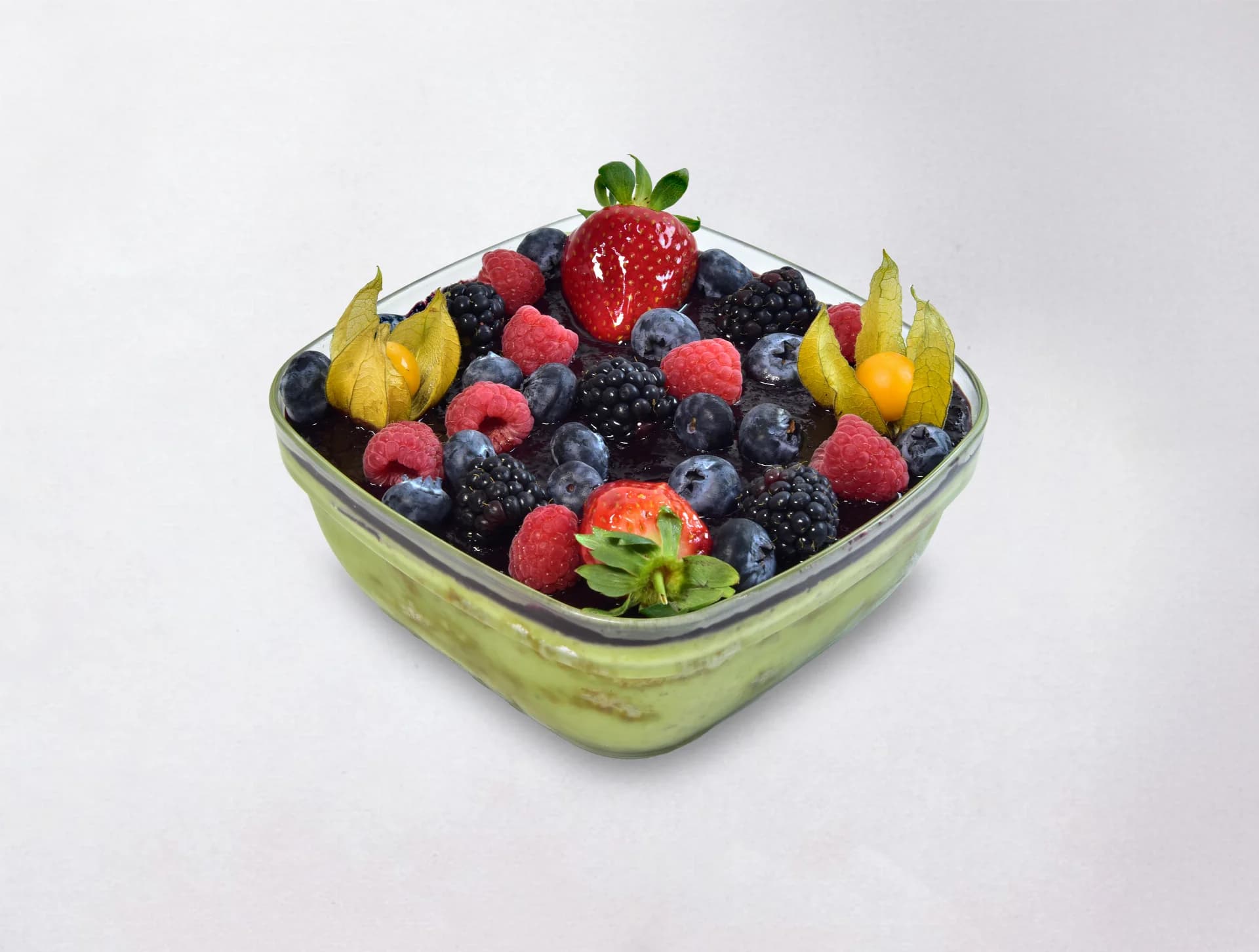 Pistachio with Mix Berries Dessert Bowl - Small