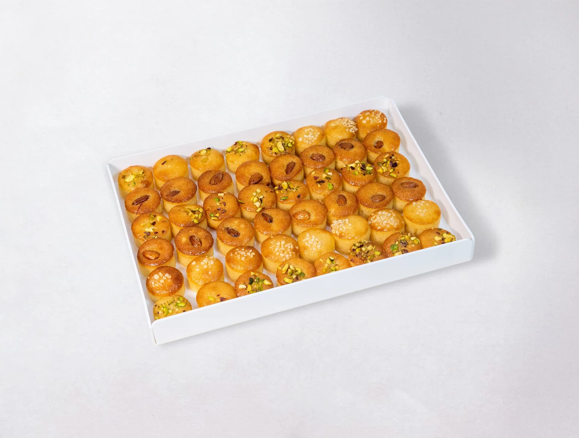 Basbousa Jiben Acrylic Tray (M)