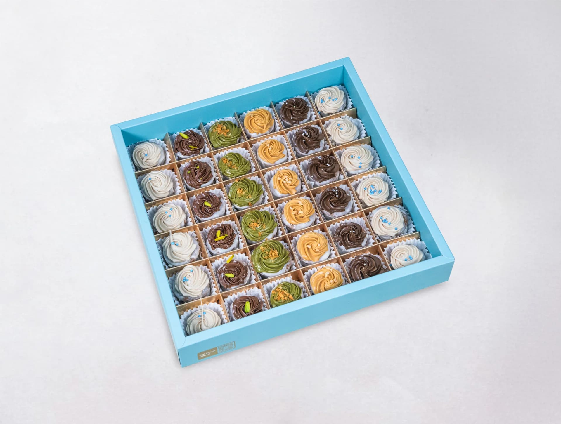 Hala Mix Box