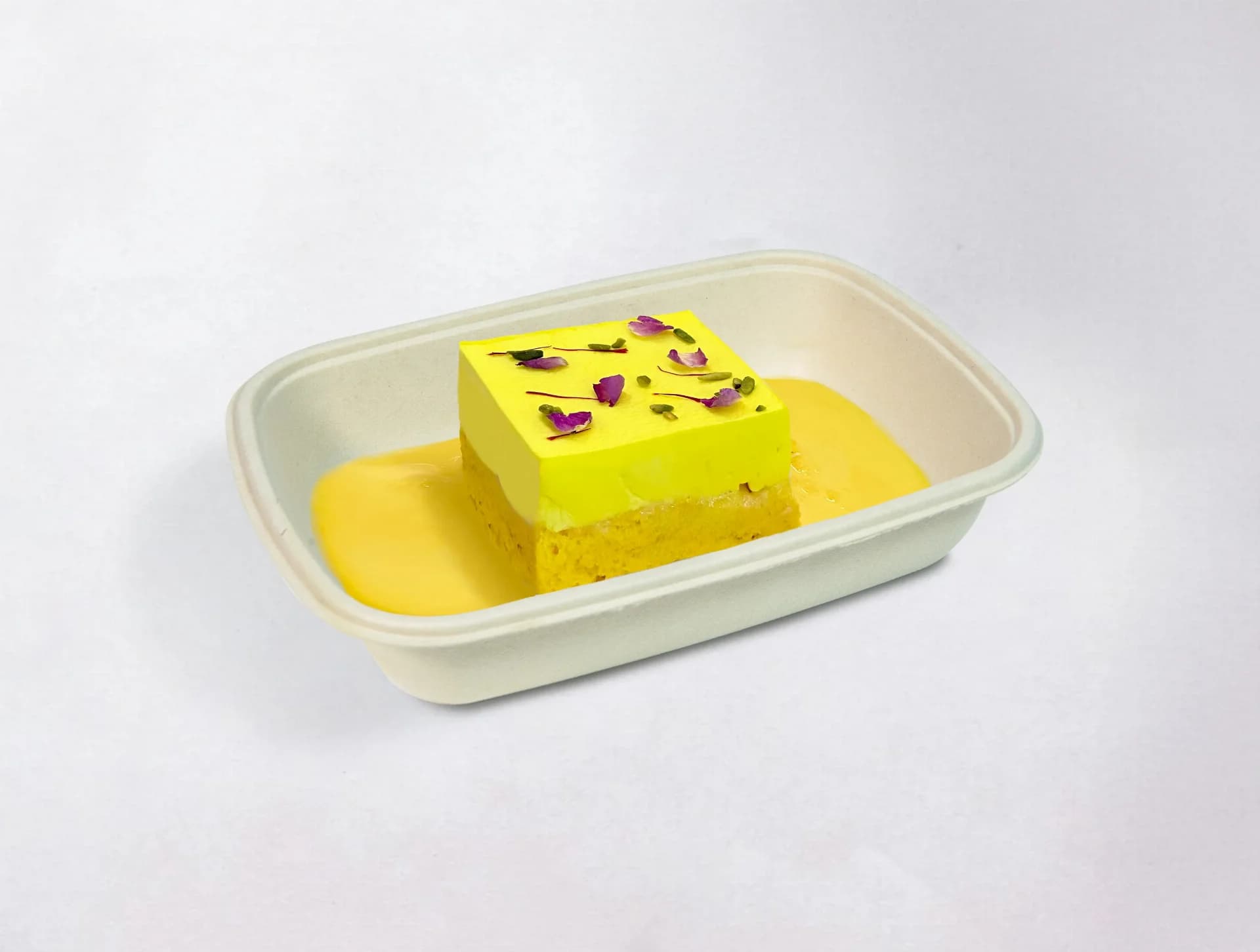 Portion Zafran Milk Cake